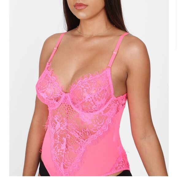 NWT Neon Blacklight Glowing Pink Tic Toc Bodysuit - Picture 1 of 4